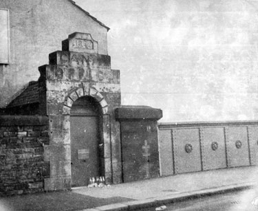 Old entrance to Canal Offices, Aspley, Huddersfield.