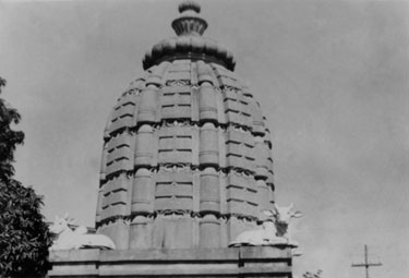 Wartime Archive of Reg Stone of Skelmanthorpe: Hindu Temple decorated with statues of sacred cows, Dacca (Dhaka), East Bengal.