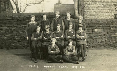 Mirfield Grammar School (MGS) Girls Hockey Team.