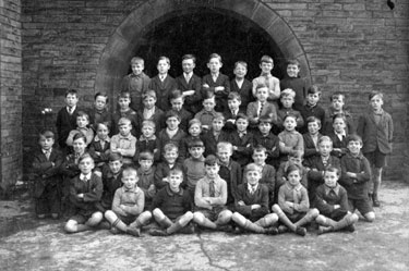 School Photograph - Victoria School, Dewsbury. 