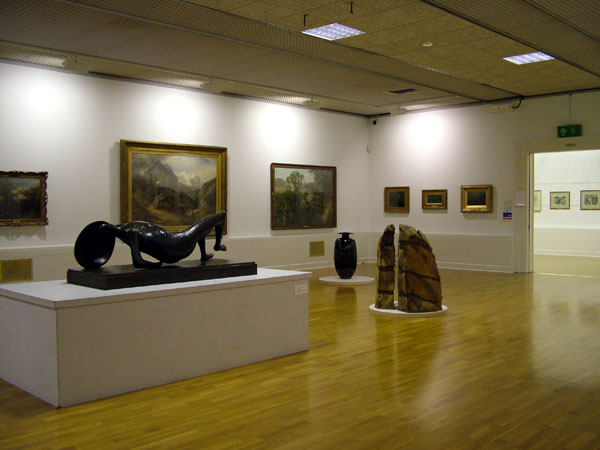 "Huddersfield Art Gallery", Princess Alexandra Walk, Huddersfield. Leisure, 1st Prize Winner: "A Moment in Time, Kirklees, the Inside Story" PHOTOGRAPHIC COMPETITION 2008 – Interiors.